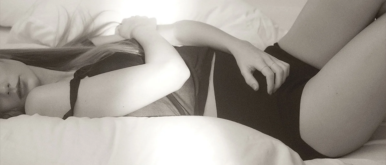 Earlier Taylor Swift artist banner, a wide monochrome photograph